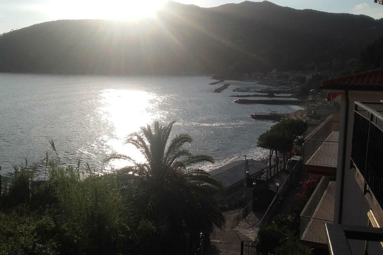 Villa Un gioiello con vista mare Moneglia Esterno foto